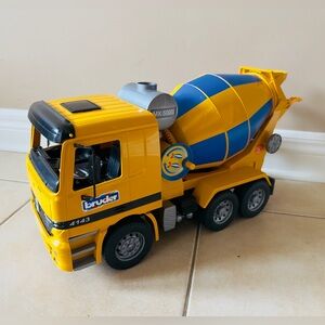 BRUDER Cement Mixer Toy Truck